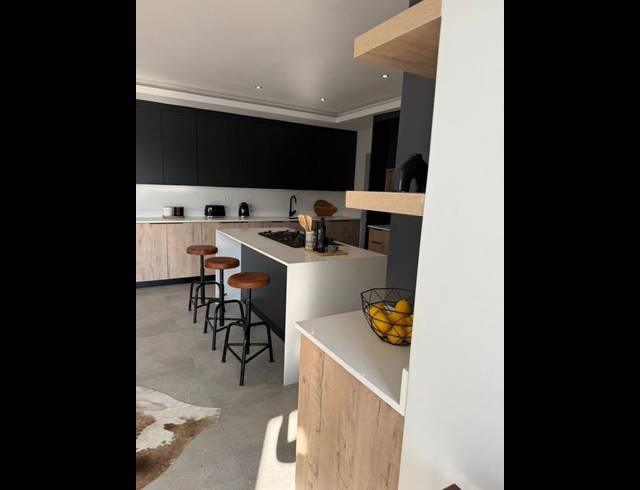 4 BEDROOM HOUSE FOR SALE IN FOUNTAINBROOK ESTATE